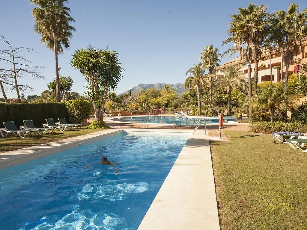 Vacation Marbella: Beachfront Luxury Duplex Penthouse Apartment