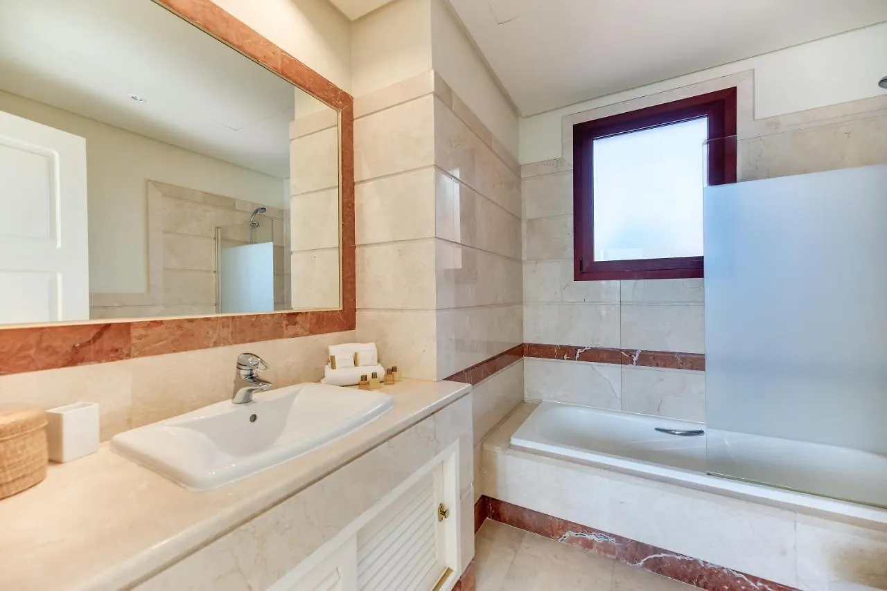 Vacation Marbella I Duplex Con Encanto Bahia, 280M2 Duplex Penthouse, Luxury Complex, A Minute From The Beach, 24-7 Security, Best Beach In Town