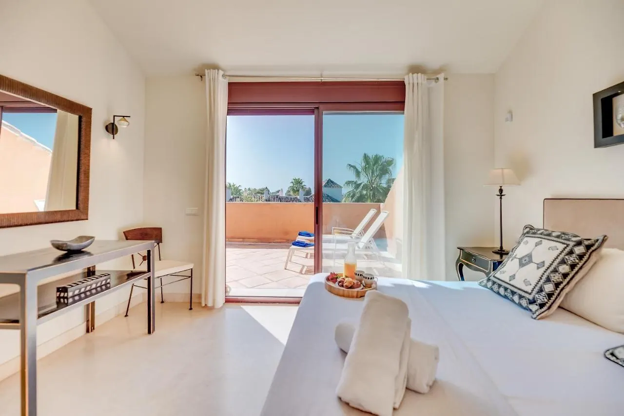 Vacation Marbella I Duplex Con Encanto Bahia, 280M2 Duplex Penthouse, Luxury Complex, A Minute From The Beach, 24-7 Security, Best Beach In Town 0*,  Spanje